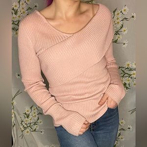 Lovers & Friends Booker dusty pink rib v neck off shoulder lambs wool sweater